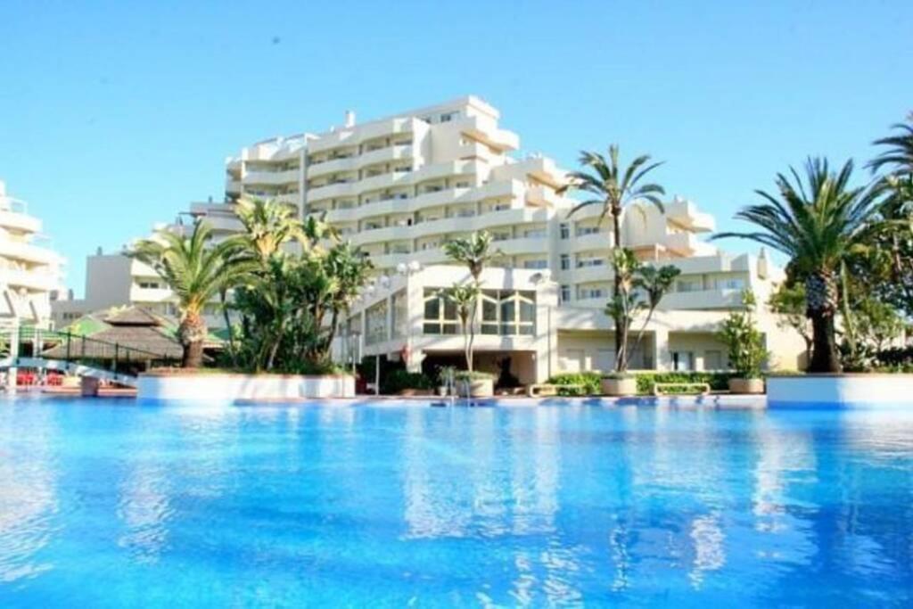 Sol Apartment - C&G Benal Beach Benalmádena Extérieur photo