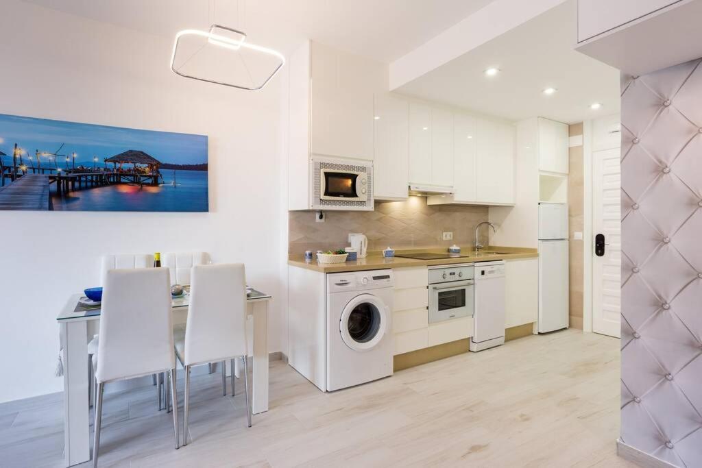 Sol Apartment - C&G Benal Beach Benalmádena Extérieur photo