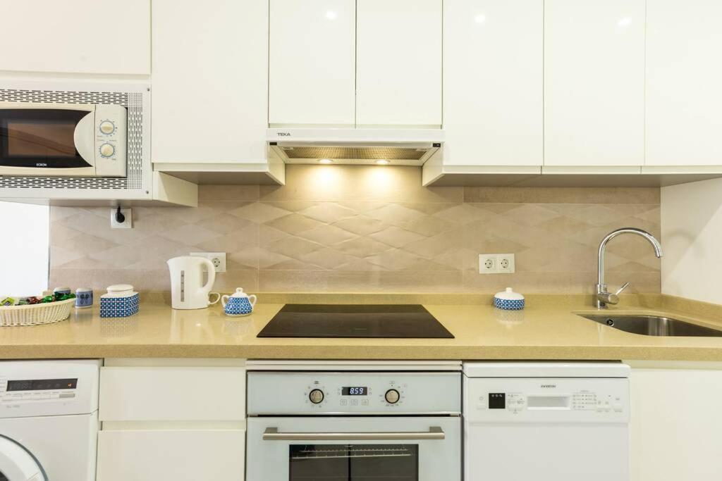 Sol Apartment - C&G Benal Beach Benalmádena Extérieur photo