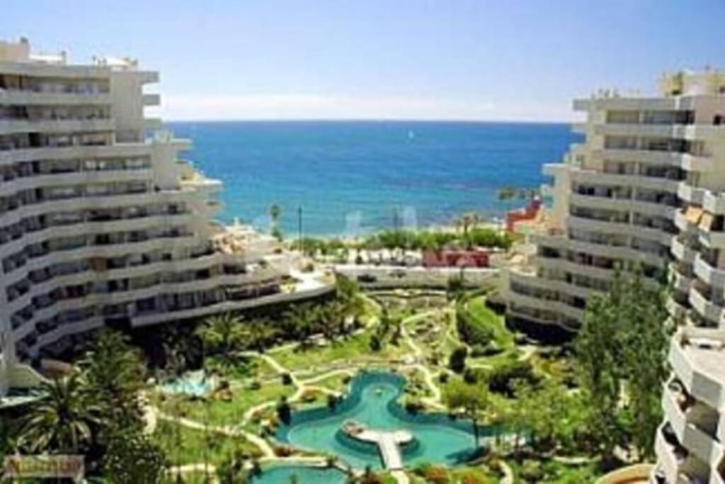 Sol Apartment - C&G Benal Beach Benalmádena Extérieur photo