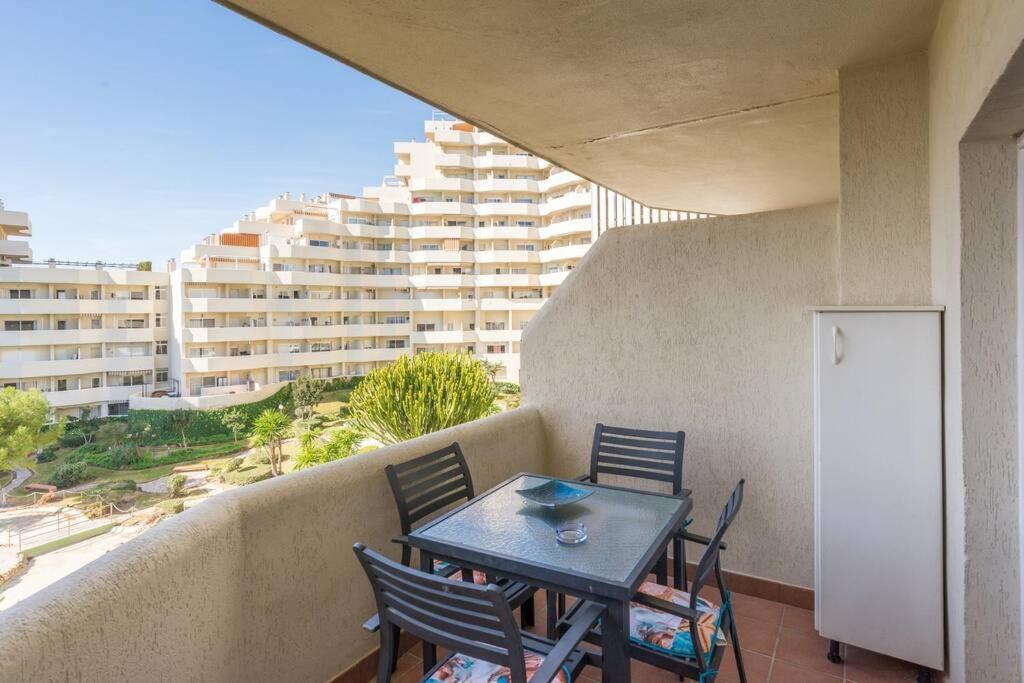 Sol Apartment - C&G Benal Beach Benalmádena Extérieur photo